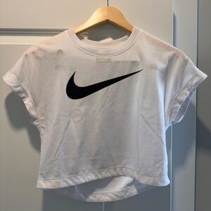 NIKE Swoosh Crop Top